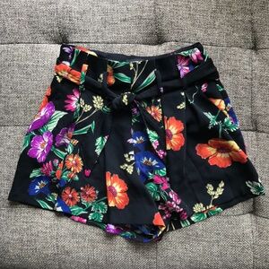 Express Shortie Extreme High Rise Black Floral Shorts NWT